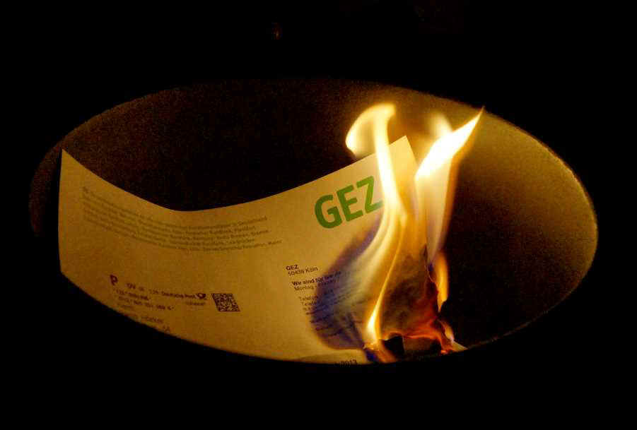 GEZ-Feuer-mn-Internet.jpg (31188 Byte)